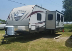 32' Hill Country Travel Trailer Exterior
